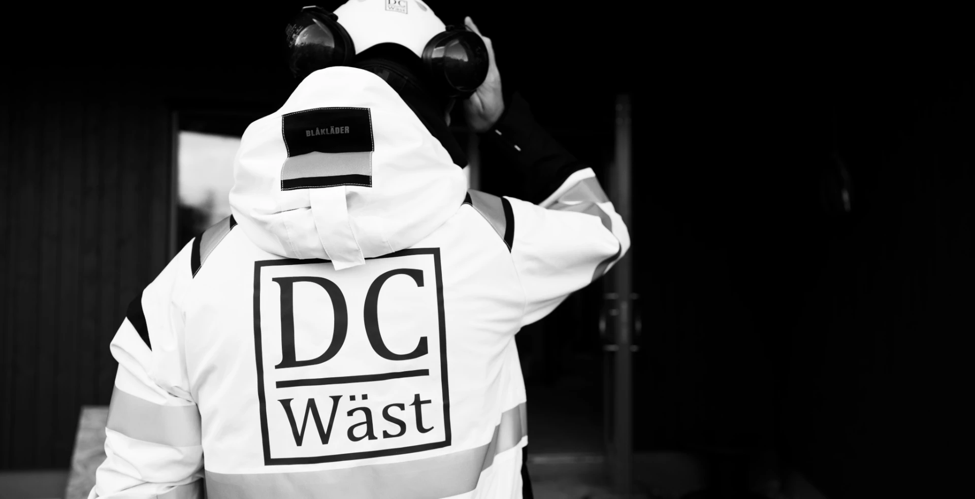 Medarbetare från DC Wäst på byggarbetsplats